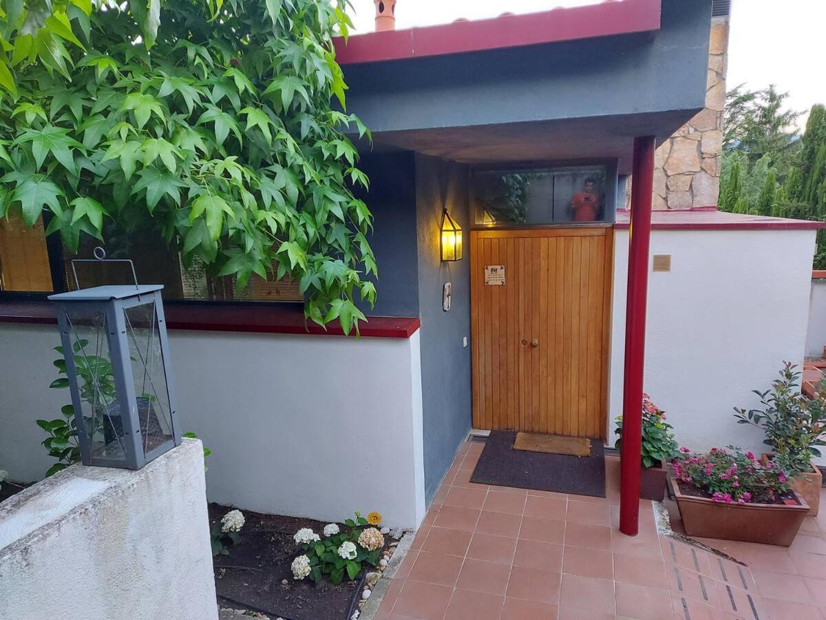 Villa Fantástica vivienda con amplio jardín y piscina Cercedilla Exterior foto