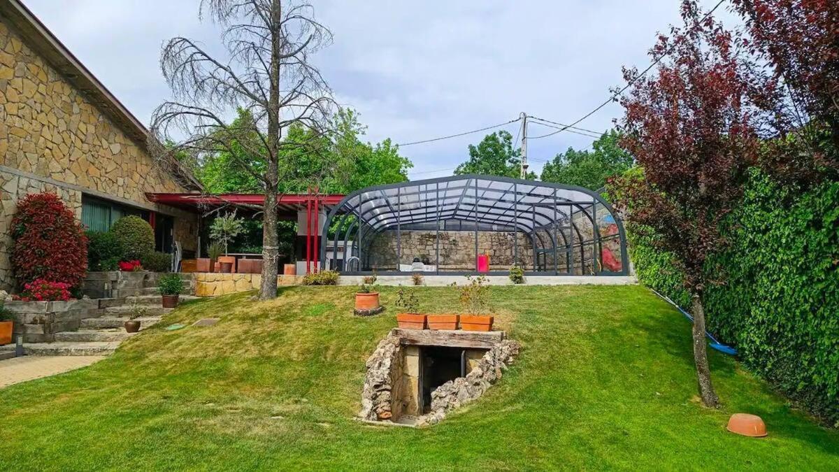 Villa Fantástica vivienda con amplio jardín y piscina Cercedilla Exterior foto